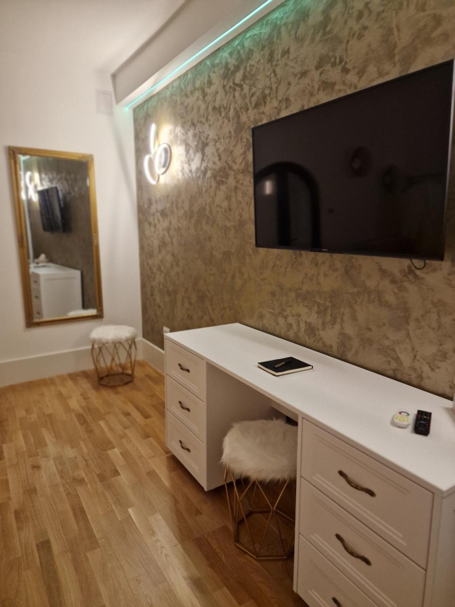 Rokebea Luxury Apartment Brasov Exterior photo
