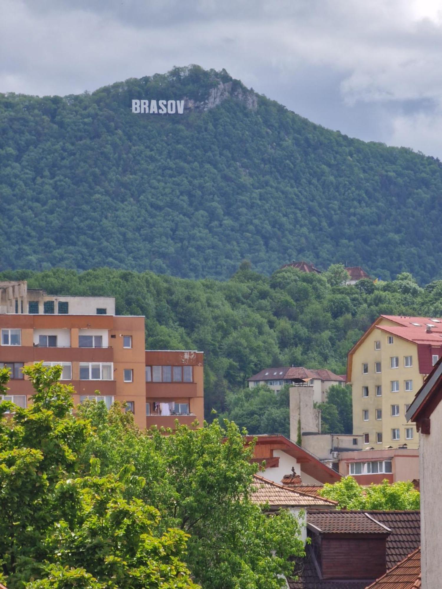 Rokebea Luxury Apartment Brasov Exterior photo